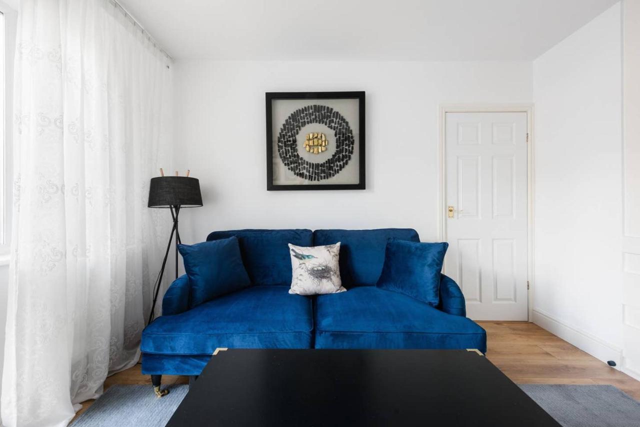 The Bluebird - One Bedroom Apartment In Watford Вотфорд Екстер'єр фото