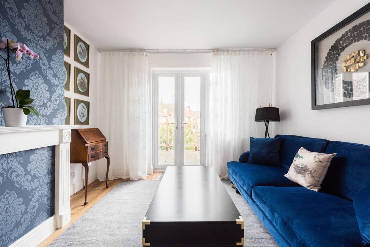 The Bluebird - One Bedroom Apartment In Watford Вотфорд Екстер'єр фото